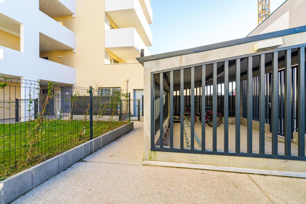 Au 4 Le Long Du Canal Avec Parking Apartamento Dijon Exterior foto